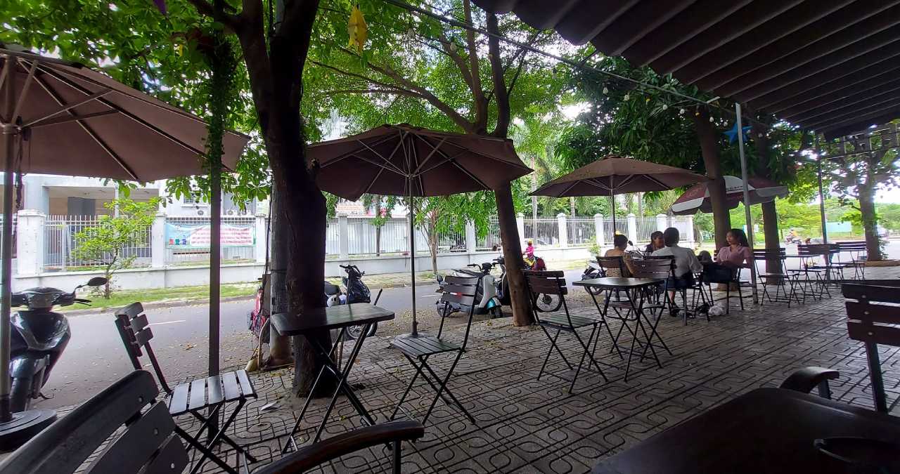 Quán cafe phía sau Chung cư Phú An Center