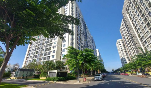 Cho thuê căn hộ Picity High Park 3pn nhà trống giá 9tr