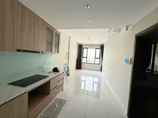 Cho thuê căn hộ Picity 1pn tháp C1 view hồ bơi giá 7.5tr